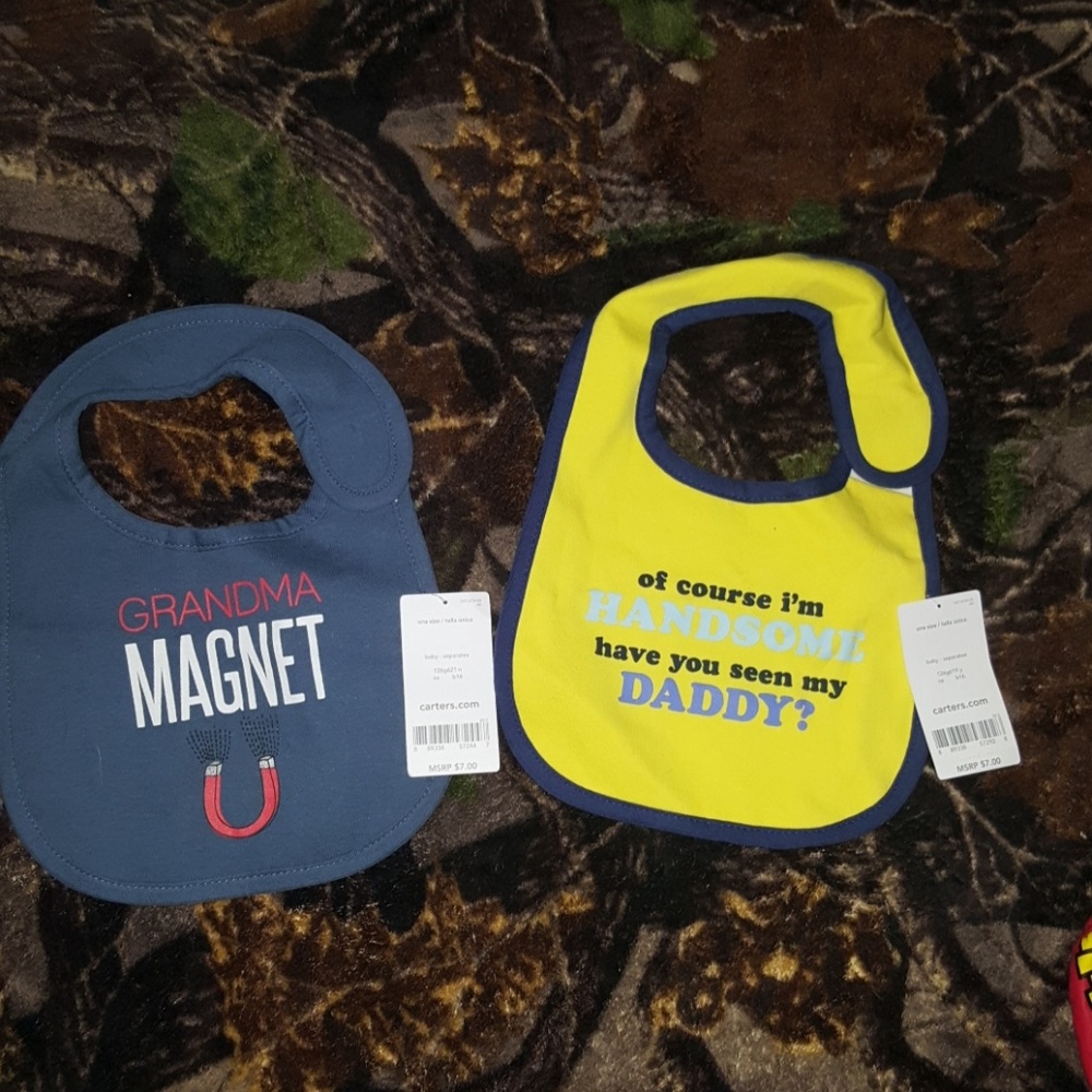 2 Infant Bibs